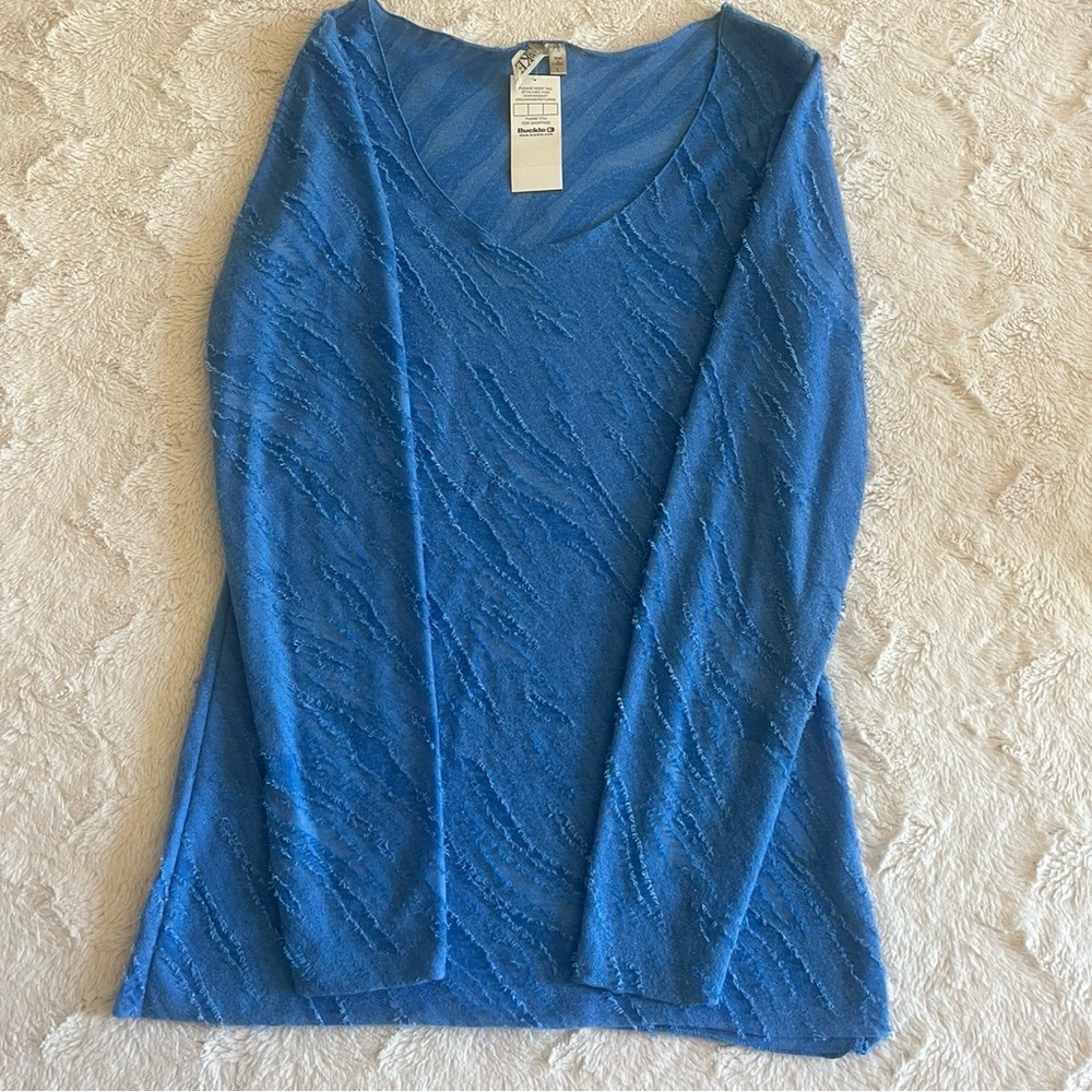 NWT BKE Long Sleeve T-Shirt Size Large